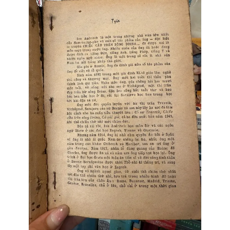 CHIẾC CẦU TRÊN SÔNG DRINA - IVO ANDRITCH ( BẢN DỊCH NGUYỄN HIẾN LÊ, IN TRƯỚC 1975) 301149