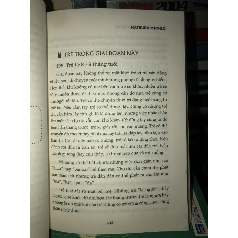 Bách khoa toàn thư nuôi dạy trẻ tập 2 Từ 5 tháng đến 18 tháng tuổi - Matsuda Michio 936680