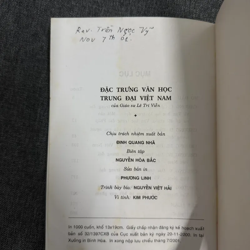 Đặc trưng văn học trung đại Việt Nam - Gs. Lê Trí Viễn 1002222