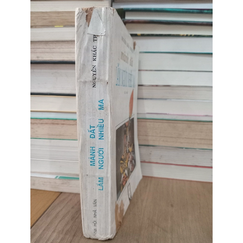 MẢNH ĐẤT LẮM NGƯỜI NHIỀU MA - NGUYỄN KHẮC TRƯỜNG 136465