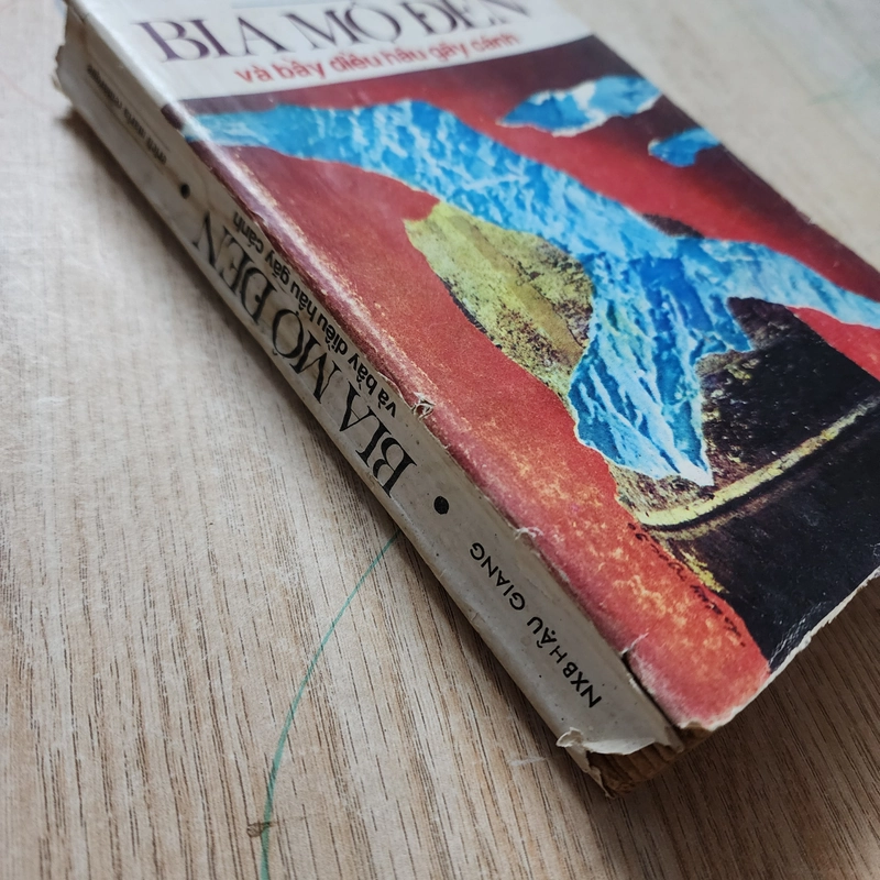 Bia mộ đen và bầy diều hâu gãy cánh | Erich Maria Remarque 503737