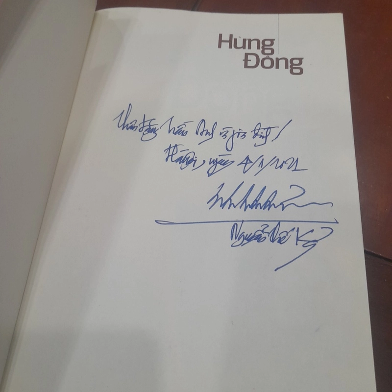 Nguyễn Thế Kỷ - HỪNG ĐÔNG (tiểu thuyết) 455536