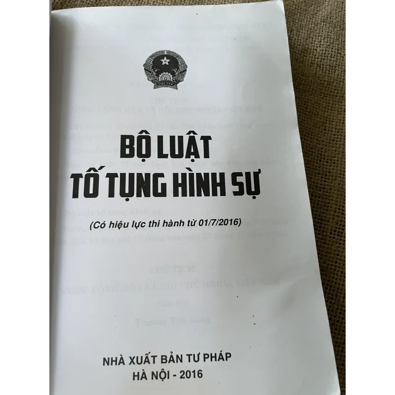 Bộ luật tố tụng hình sự - sách luật - khổ lớn  996527