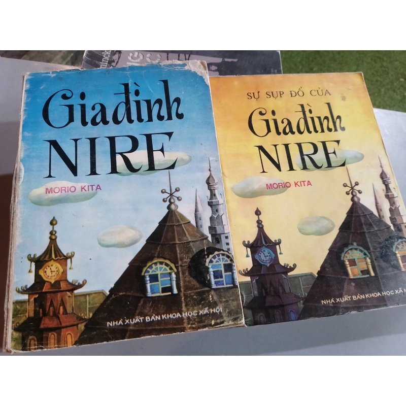 GIA ĐÌNH NIRE - MORIO KITA 512587