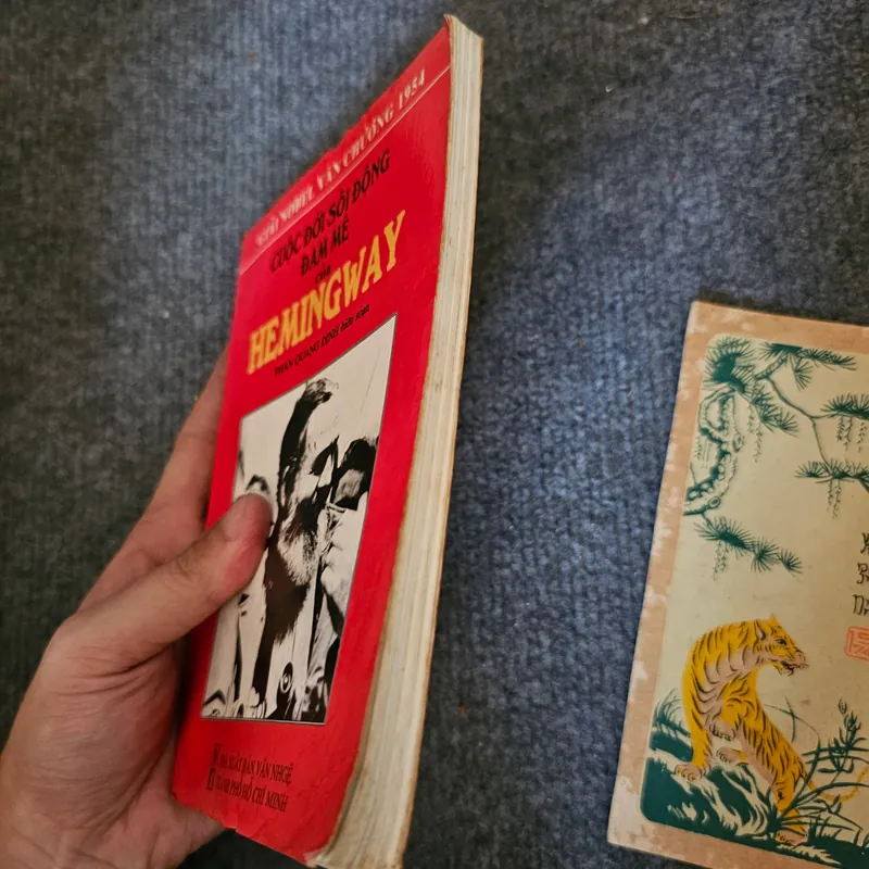 Cuộc đời sôi động và đam mê của Hemingway 736232