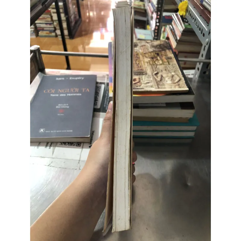 Nhà sư vướng luỵ 977640