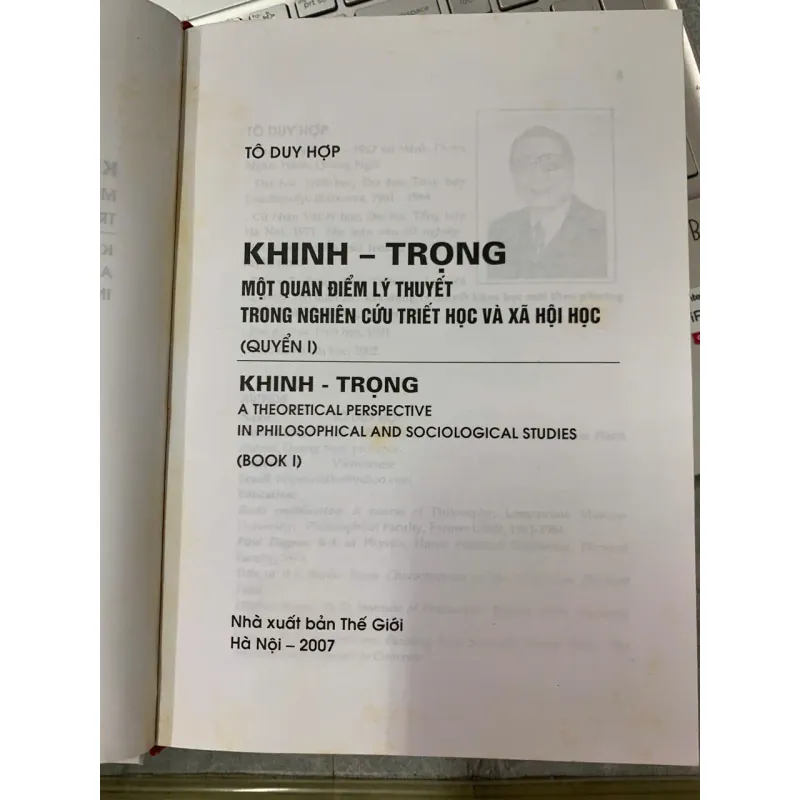 KHINH - TRỌNG MỘT QUAN ĐIỂM LÝ THUYẾT TRONG NGHIÊN CỨU TRIẾT HỌC VÀ  XÃ HỘI HỌC (QUYỂN 1) 572186