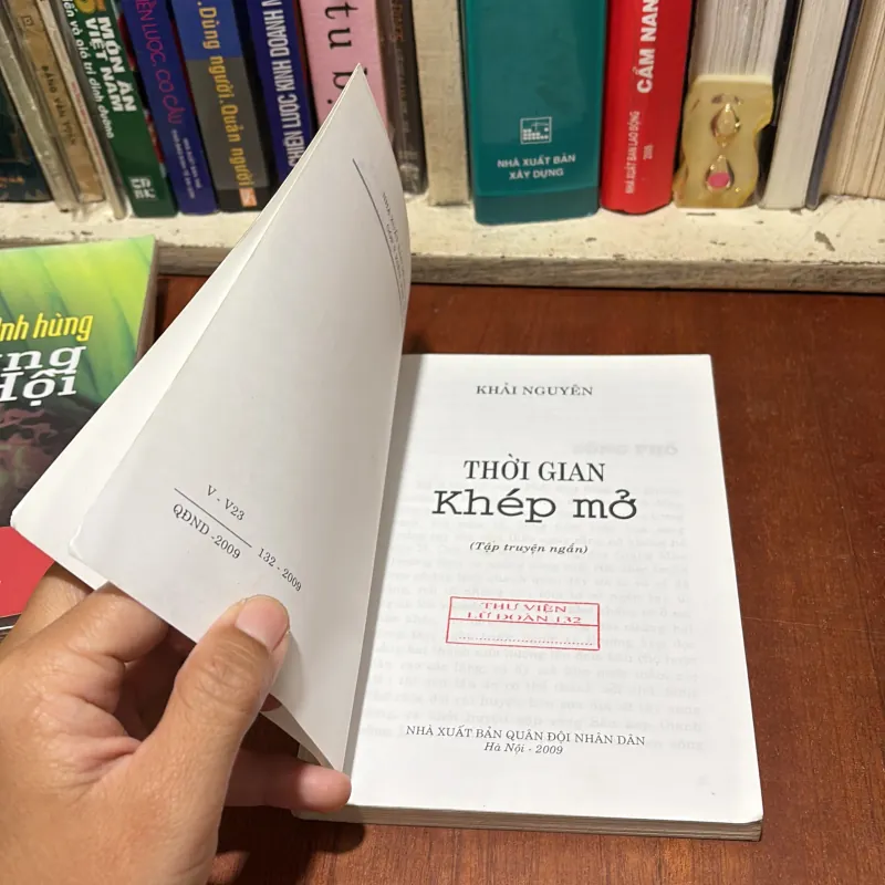 II Tập Truyện Ngắn: Thời Gian Khép Mở - Khải Nguyên - 2009 785602