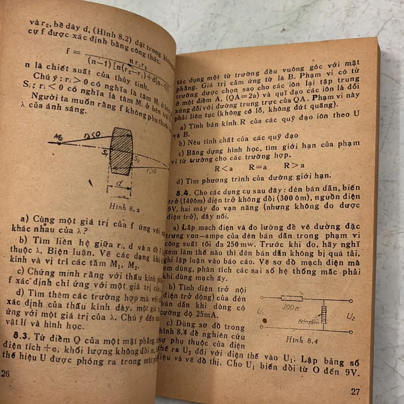 Bài thi Vật lý quốc tế - 1983s 1005433