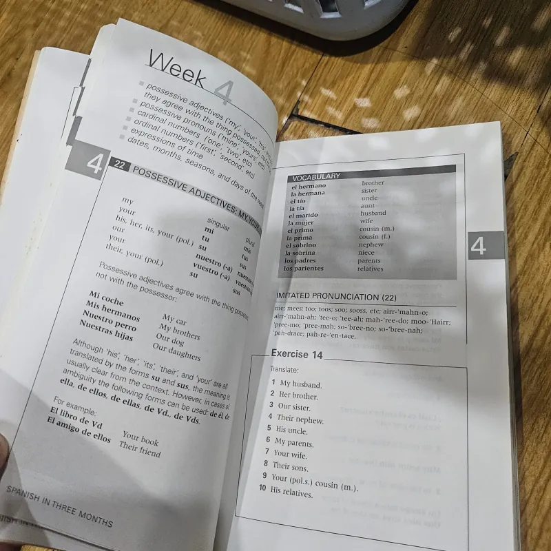 Hugo in 3 months Spanish
20k 758368