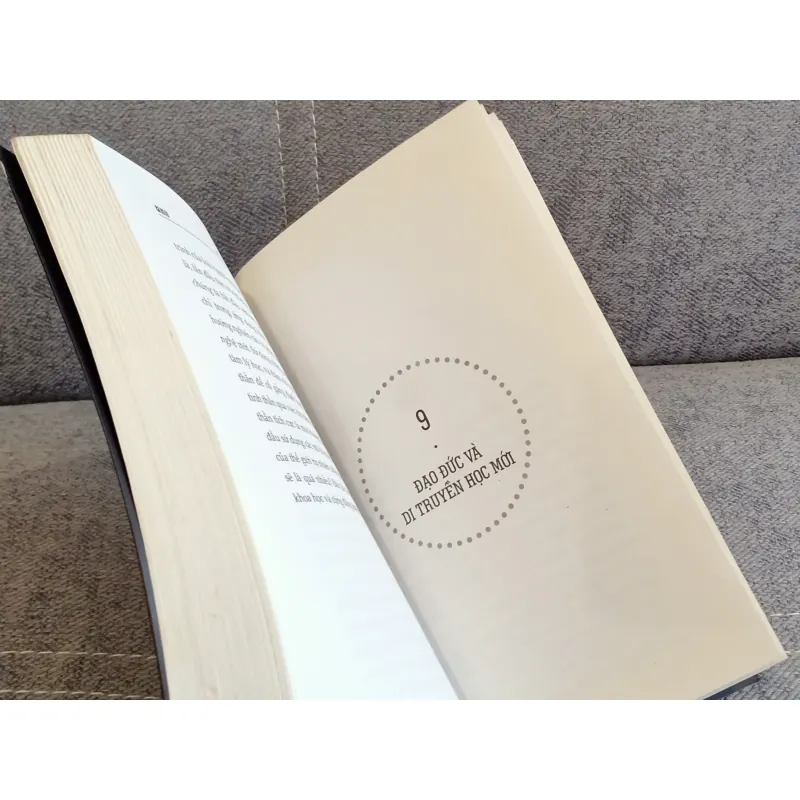 VŨ TRỤ Trong Một NGUYÊN TỬ - Đạt Lai Lạt Ma 721144