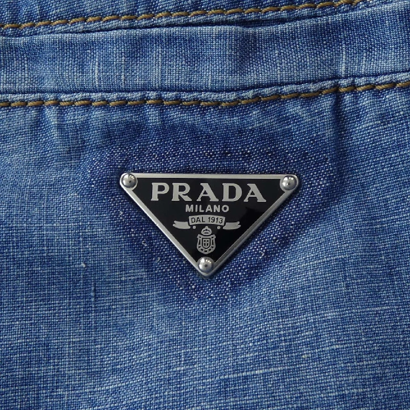 Quần short PRADA - Hàng hiệu Authentic 898999