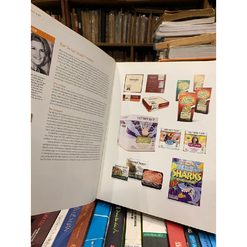 The Big Book of Packaging: Contains over 100 Examples of Eco-friendly Packaging 332969