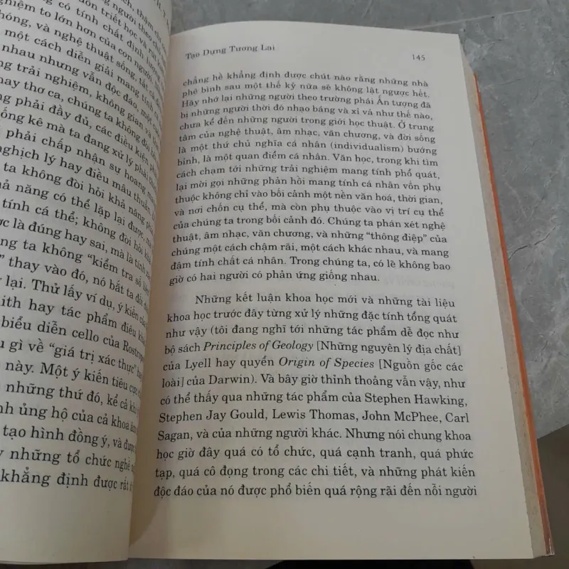 TẠO DỰNG TƯƠNG LAI - FRANK H. T. RHODES 747731