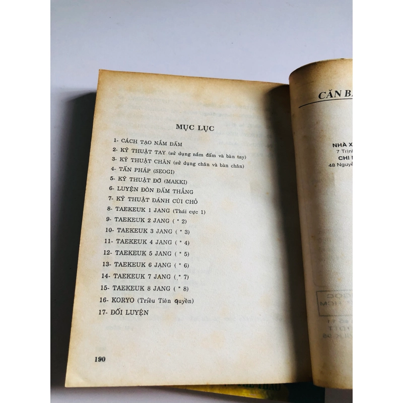 📚 SÁCH VỀ TAEKWONDO 542465