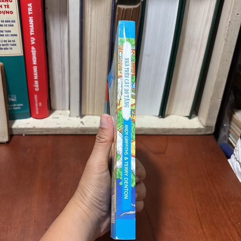 II Sách Thiếu Nhi: Nhà Trên Cây 26 Tầng - ANDY GRIFFITHS & TERRY DENTON - 2016 722446