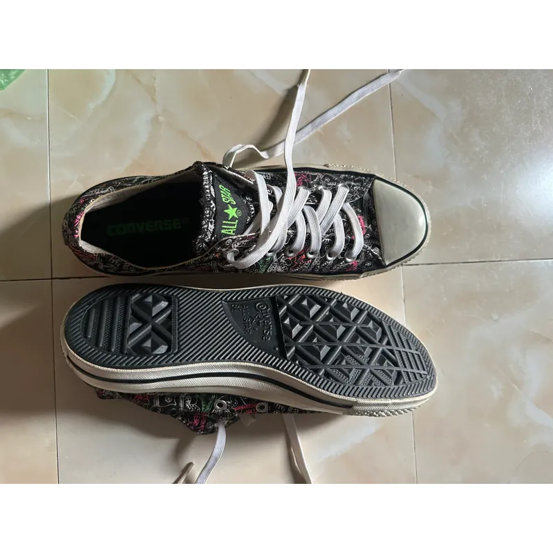 Converse size 42 pass 734122