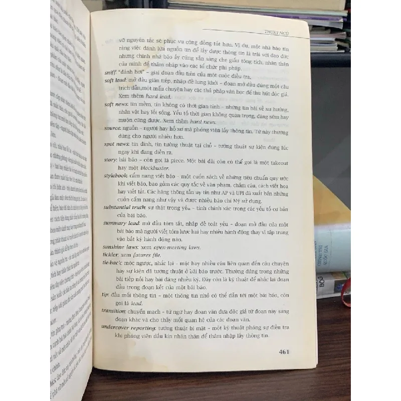 Nhà báo hiện đại – News Reporting and Writing – The Missouri Group 592356