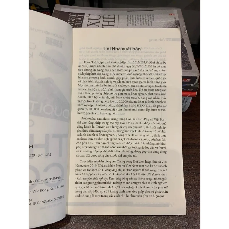 Dưới tảng băng của sự thành công – Jen VuHuong 571420