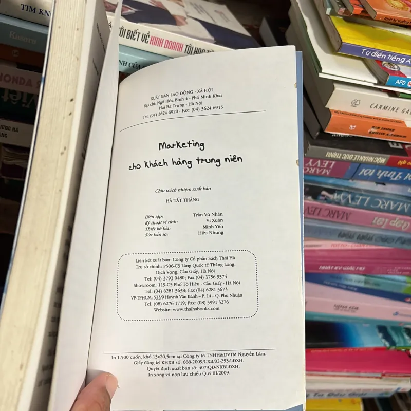 II Sách Marketing: Marketing Cho Khách Hàng Trung Niên - Jean Paul Tréguer - 2009 779207