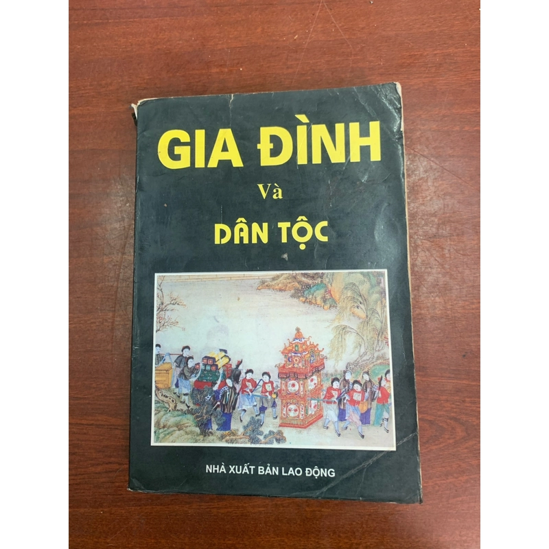 Gia đình và dân tộc  298155