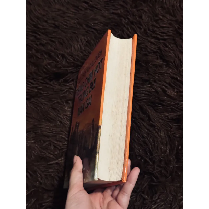 Tiếng chim hót trong bụi mận gai 1029325