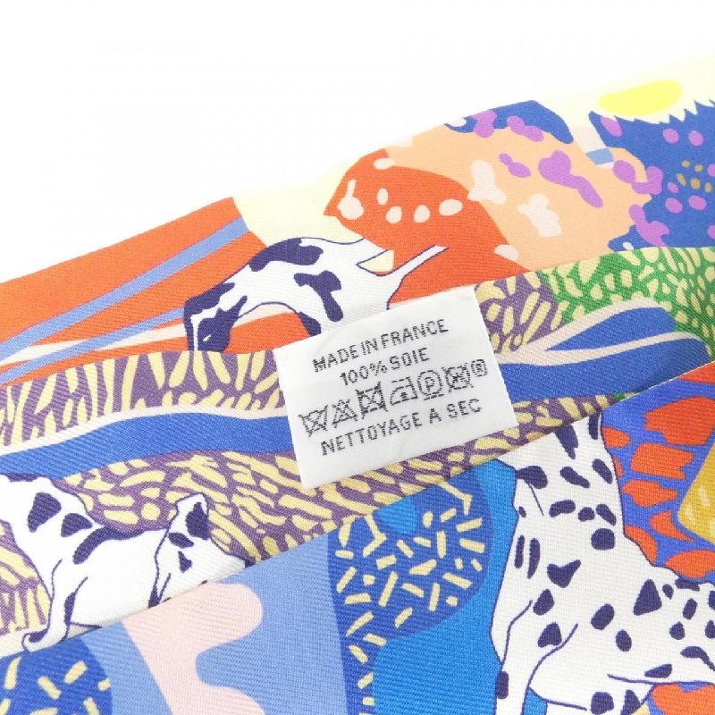 Khăn quàng cổ Hermès EN LIBERTE Twilly 063911S 625271
