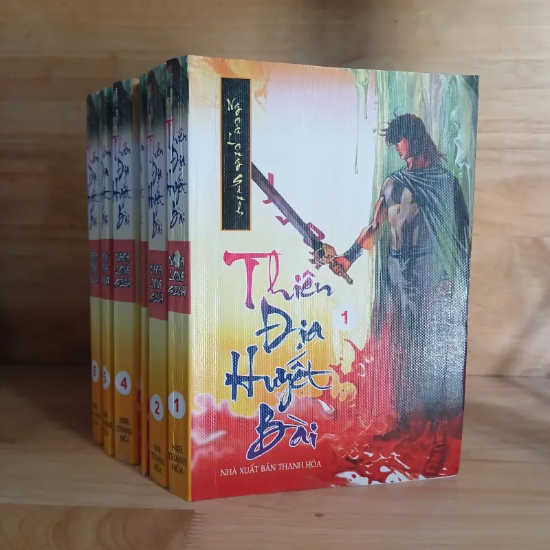 Thiên Địa Huyết Bài (Bộ 6 Tập) - Ngọa Long Sinh 990160