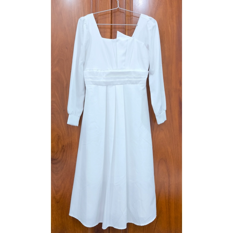 Đầm tay dài trắng 528395