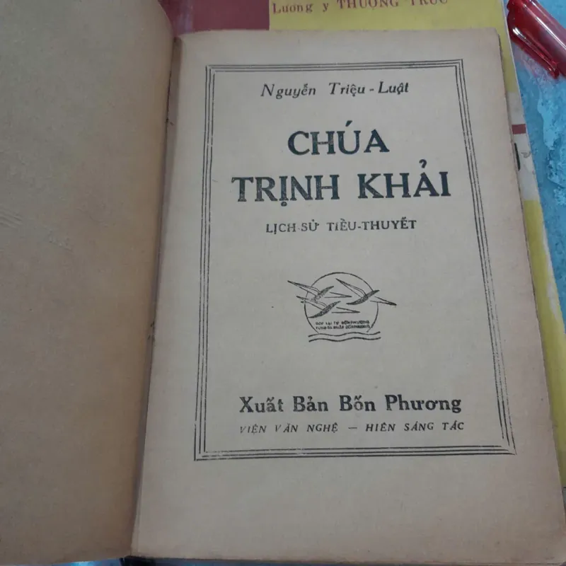CHÚA TRỊNH KHẢI - NGUYỄN TRIỆU LUẬT 1042786