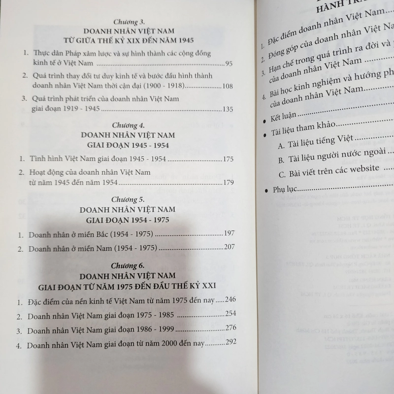 Doanh nhân Việt Nam trong lịch sử | Trần Thuận chủ biên  493945