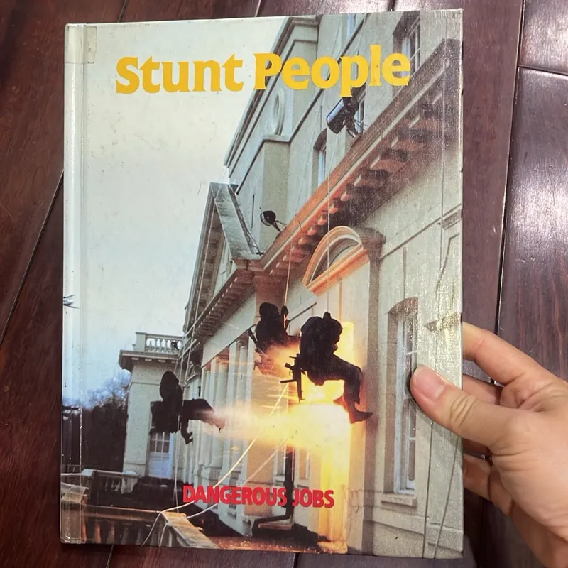  🎬 STUNT PEOPLE – NGHỀ MẠO HIỂM NHẤT PHÍA SAU NHỮNG BỘ PHIM HÀNH ĐỘNG NGOẠI VĂN  1068103
