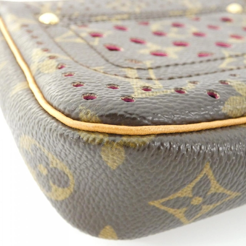 Túi xách Louis Vuitton Monogram Perforated Pochette Accessoires M95183 619487