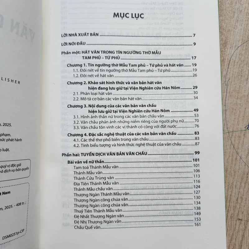 Văn chầu các bà | bìa cứng | phạm bảo nhung dịch  956885