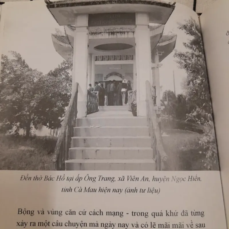 Biểu tượng HỒ CHÍ MINH trong lòng dân Nam Bộ qua việc thờ phụng. Tg. Hà T. Thanh Thủy 798804