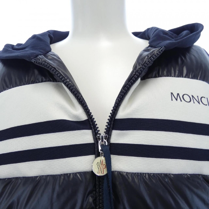 Áo khoác lông vũ MONCLER - Hàng hiệu Chính hãng 897788