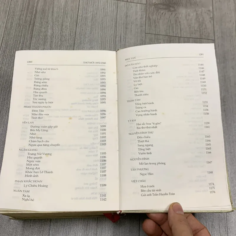 Thơ mới 1932 1945 tác giả và tác phẩm. 2a1 746966