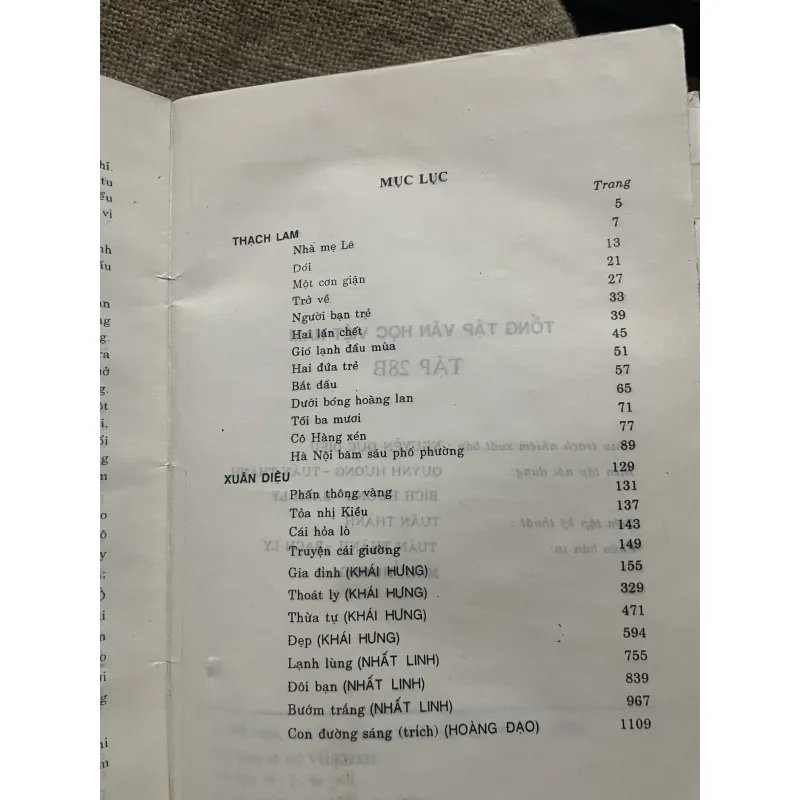 Tổng tập văn học 28A- vả xuôi lãng mạn- văn xuôi Thạch Lam, Xuân Diệu 1001657