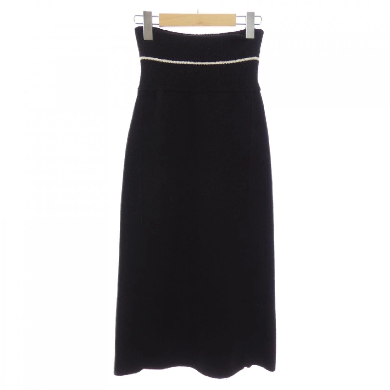 MONCLER G20949H00004 Váy - Hàng hiệu Chính hãng 811094