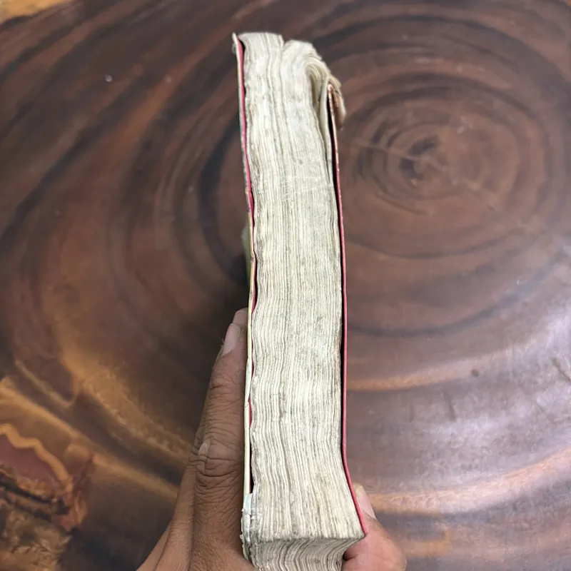 [Sách Không Đẹp, Ẩm, Mốc] - II Văn Học: Hãy Nói Yêu Em - 2013 977244