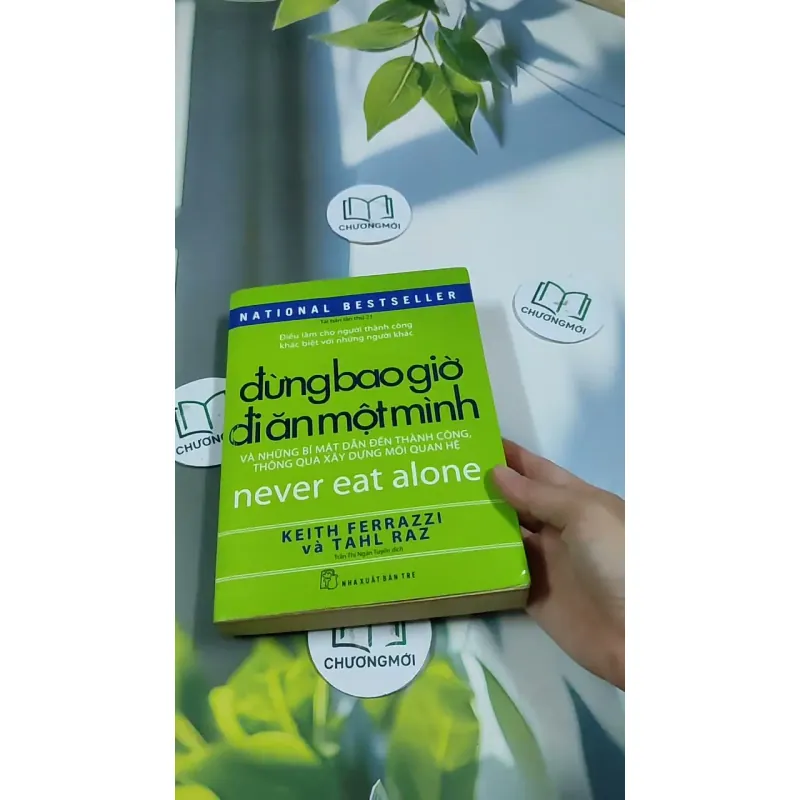 Đừng Bao Giờ Đi Ăn Một Mình 705698
