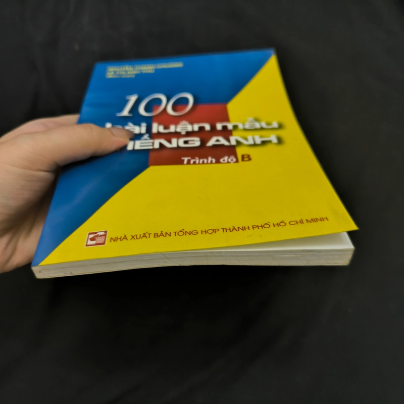 100 bài luận mẫu tiếng Anh - Trình độ B 547686