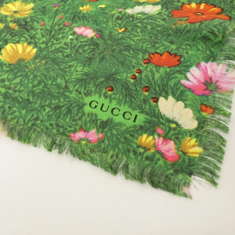 Khăn quàng Gucci 460282 625337