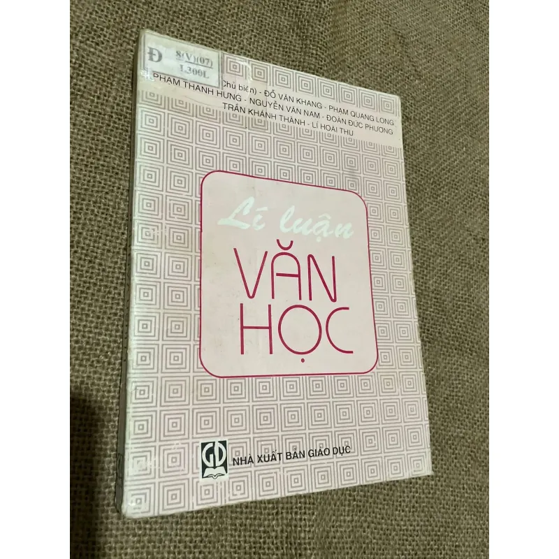 Lý luận văn học -hơn 300 trang  999402
