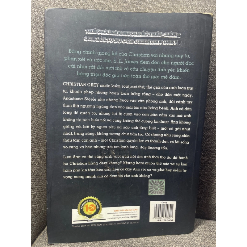 Grey E L James 2015 mới 80% bẩn viền nhẹ HPB2504 350705