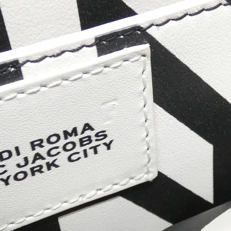 Túi Fendi Peekaboo I See You Medium 8BN321 AMWT 618146