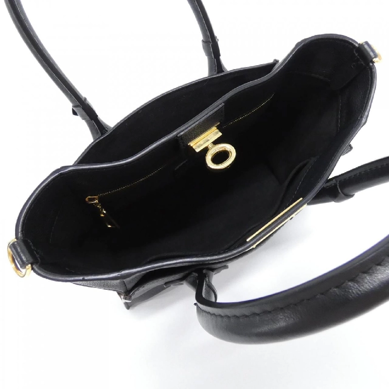 Túi Louis Vuitton On My Side PM M57728 614698