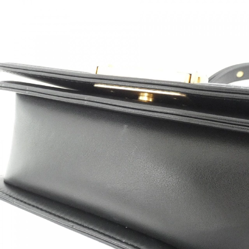 Túi xách vai Boy Chanel dòng 67085 612804