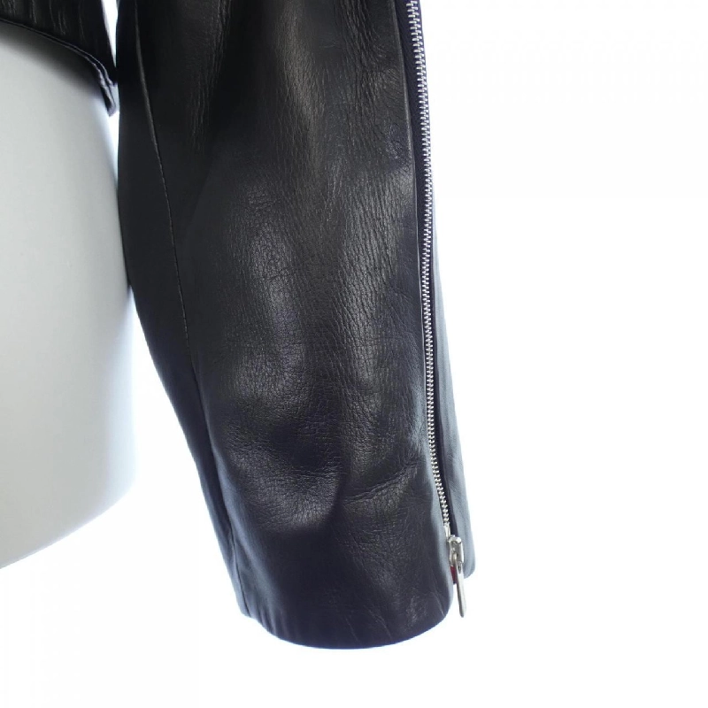 【Mã giảm giá】Salvatore Ferragamo Áo khoác da 635689