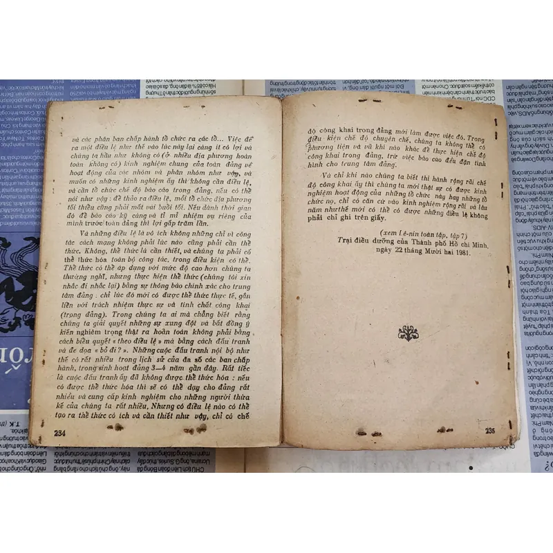 CHUYỆN TRONG VƯỜN LÝ - Tác giả: Nguyễn Văn Trấn 720183